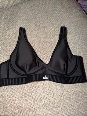 ALO Yoga Women’s Black Bralette Sports Bra - Low Impact Support